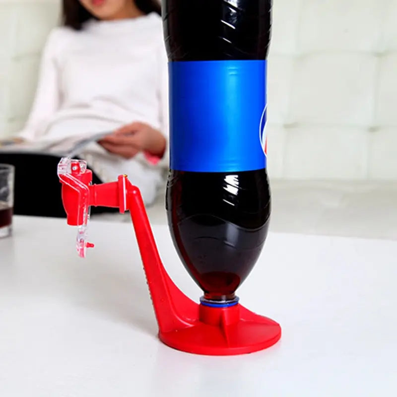 Creative Manual Pressurized Carbonated Beverage Machine To Drink Portable Cola Drinker Upside Down To Drink Soda Water